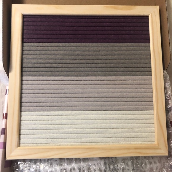 xo, Sienna Felt Message Board *NEW* - Picture 2 of 7